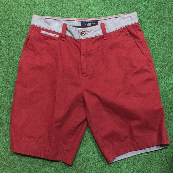 Tommy Hilfigure shorts - Picture 2 of 3